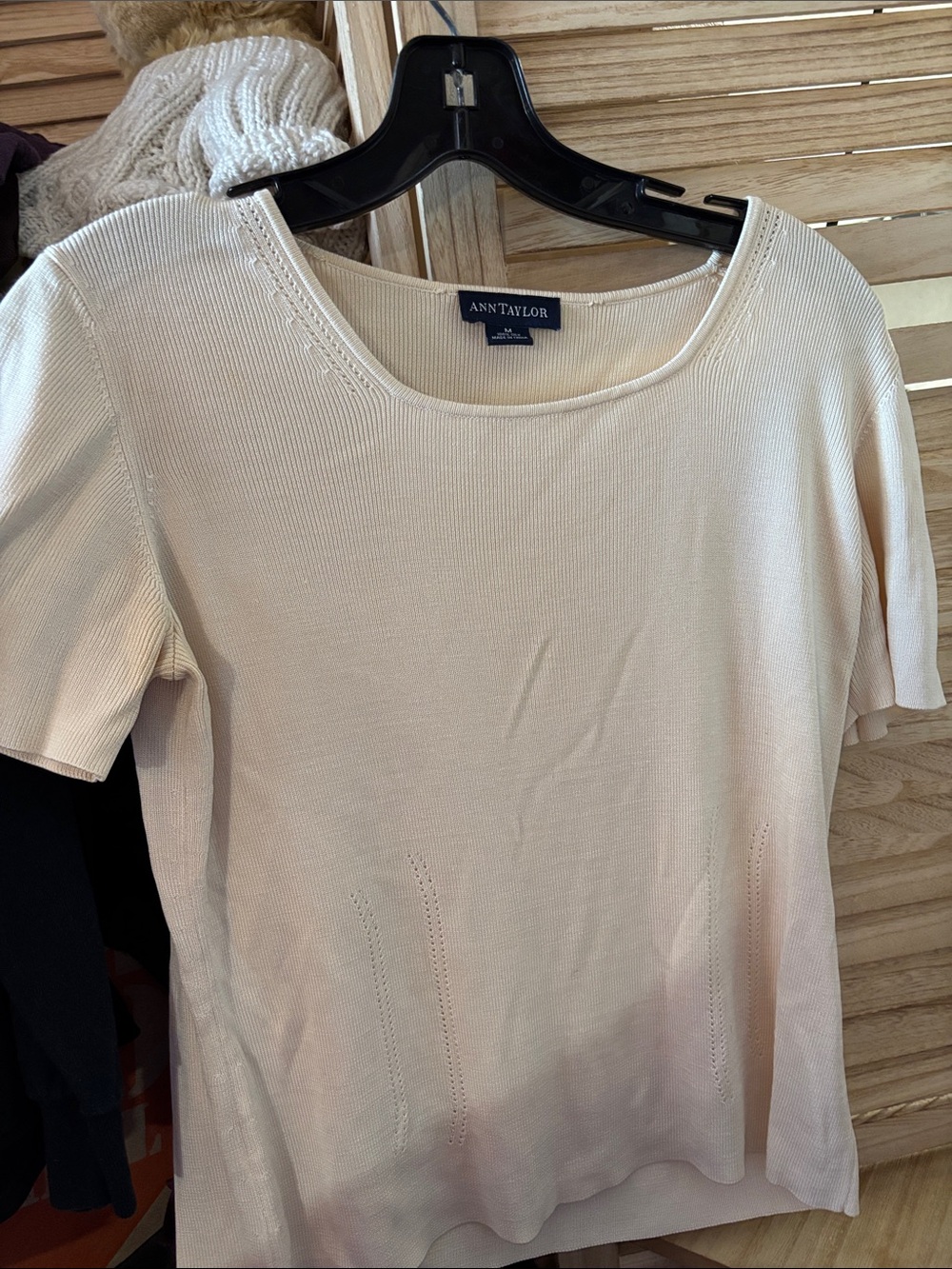 Ann Taylor Cream Short Sleeve Silk Knit Top Medium